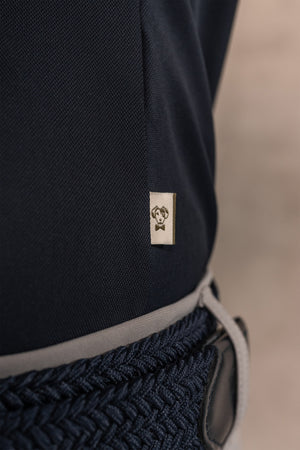 Camisa performance antiarrugas oxford azul oscuro para hombre marca DANTE regular fit foto lifestyle