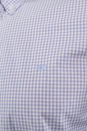 Camisa antimanchas popelina cuadros azul claro logo combinado para hombre marca DANTE regular fit foto detalle tela