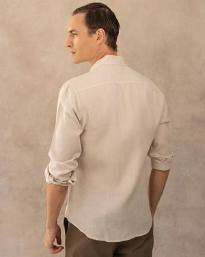 Camisa Lino Arena Logo Combinado marca DANTE para hombre regular fit foto espalda