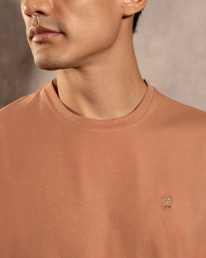 Camiseta antimanchas Mocca Blue hombre marca DANTE tallaje regular fit foto logo