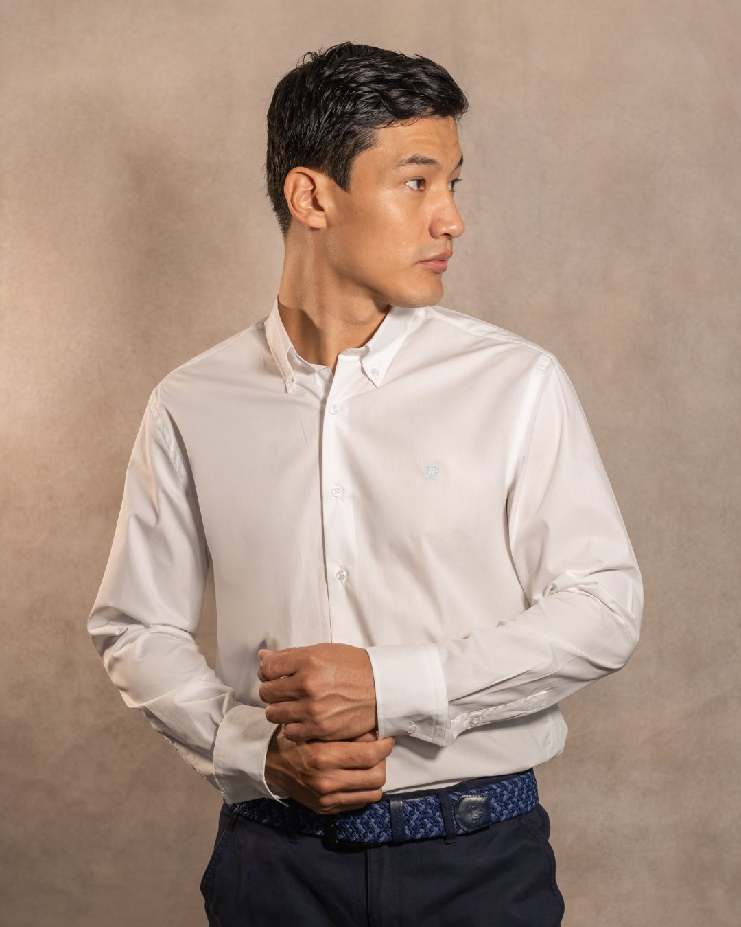 Camisa Antimanchas Popelina Blanco Logo Azul Claro