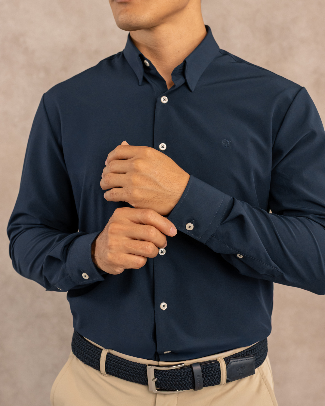 Camisas Performance Antiarrugas de DANTE: Tecnología real para hombres que no se detienen