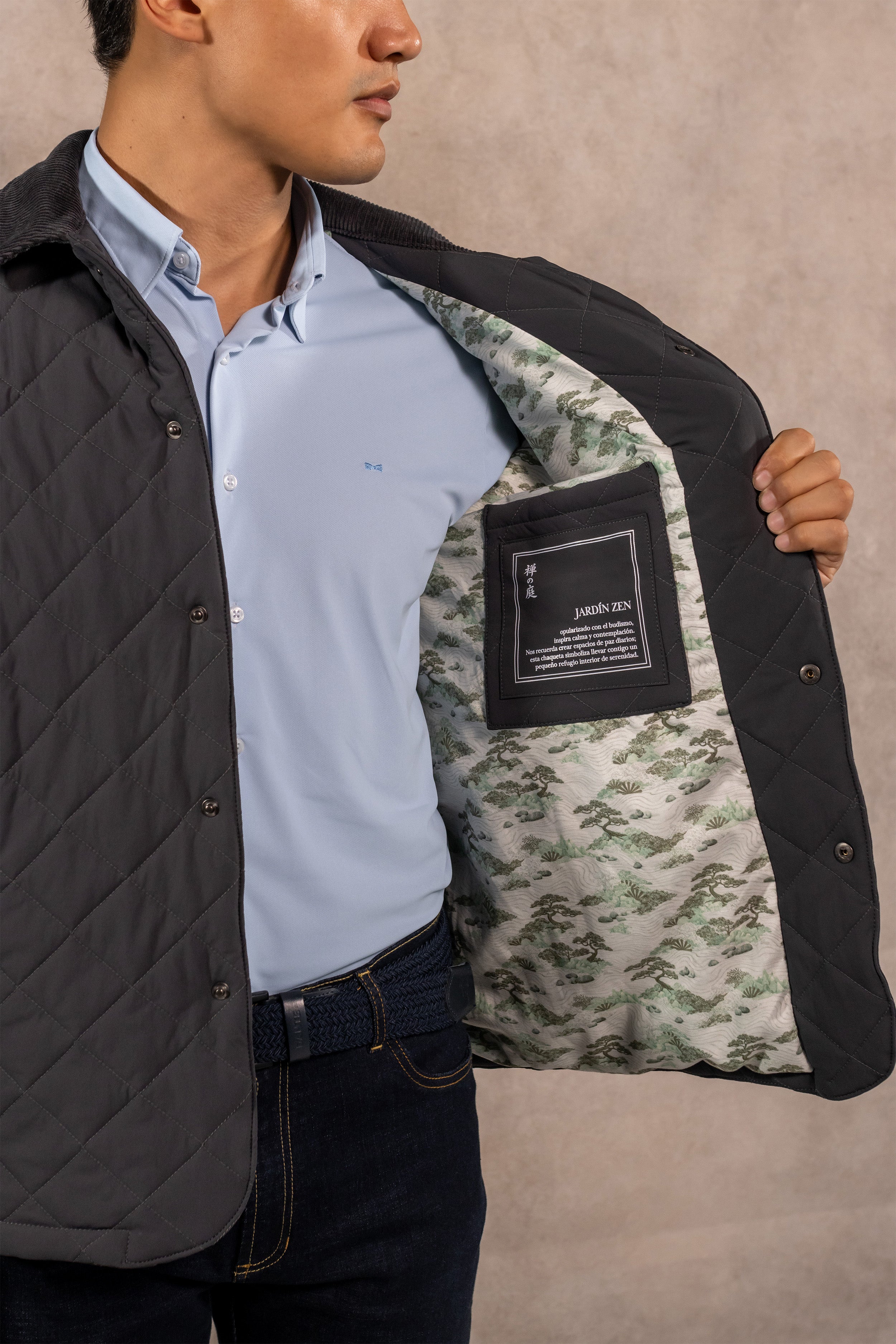 Chaqueta acolchada rombos gris para hombre marca DANTE regular fit foto espalda