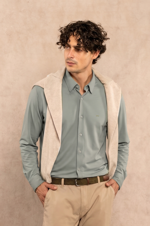 Camisa Performance Antiarrugas Verde Sage