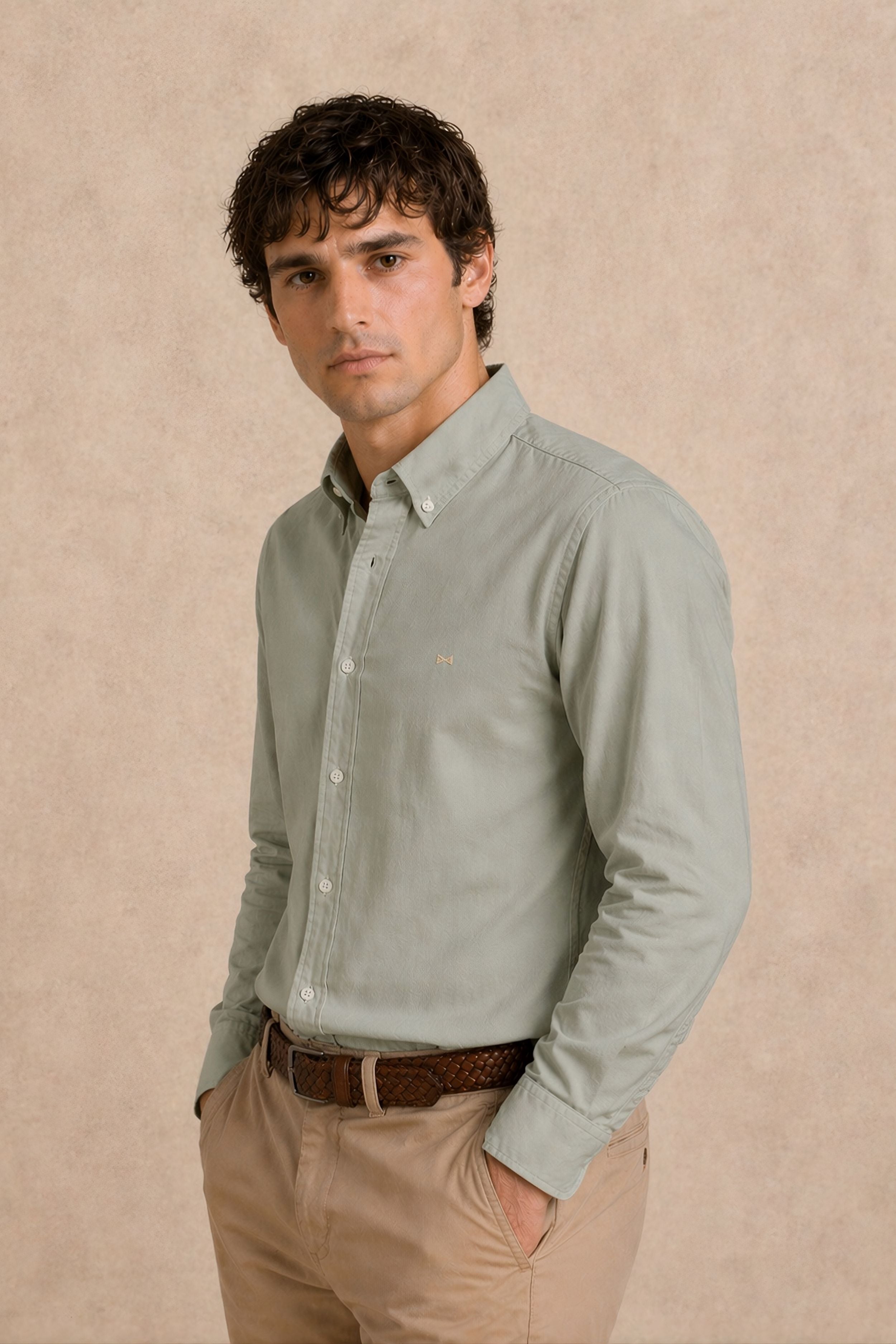 Camisa Antimanchas Oxford Verde Sage Logo Contraste - Talla Regular