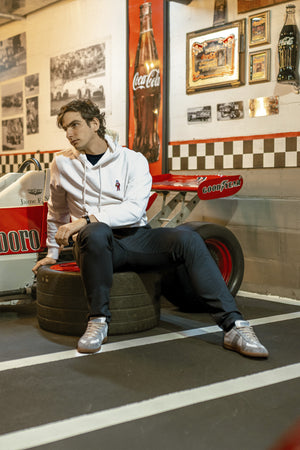 Hoodie algodón peinado marfil Formula 1 para hombre DANTE, foto con modelo 1