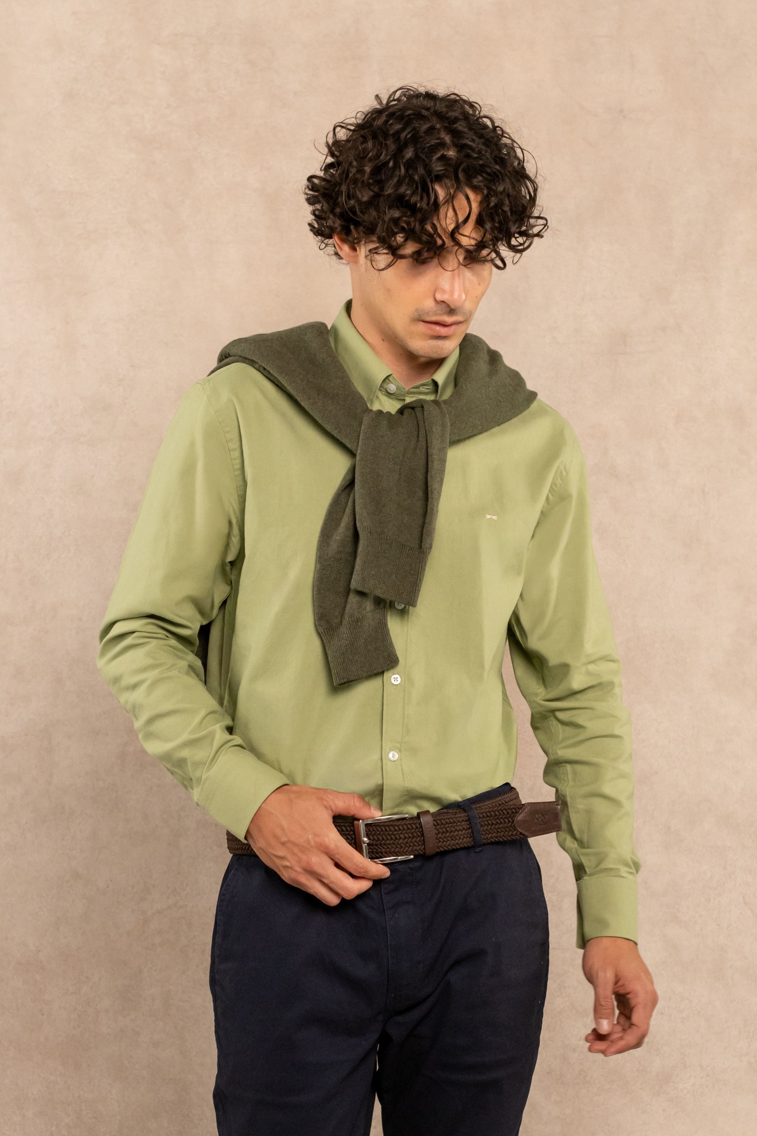 Camisa Antimanchas Oxford Verde Sage Logo Contraste - Talla Regular