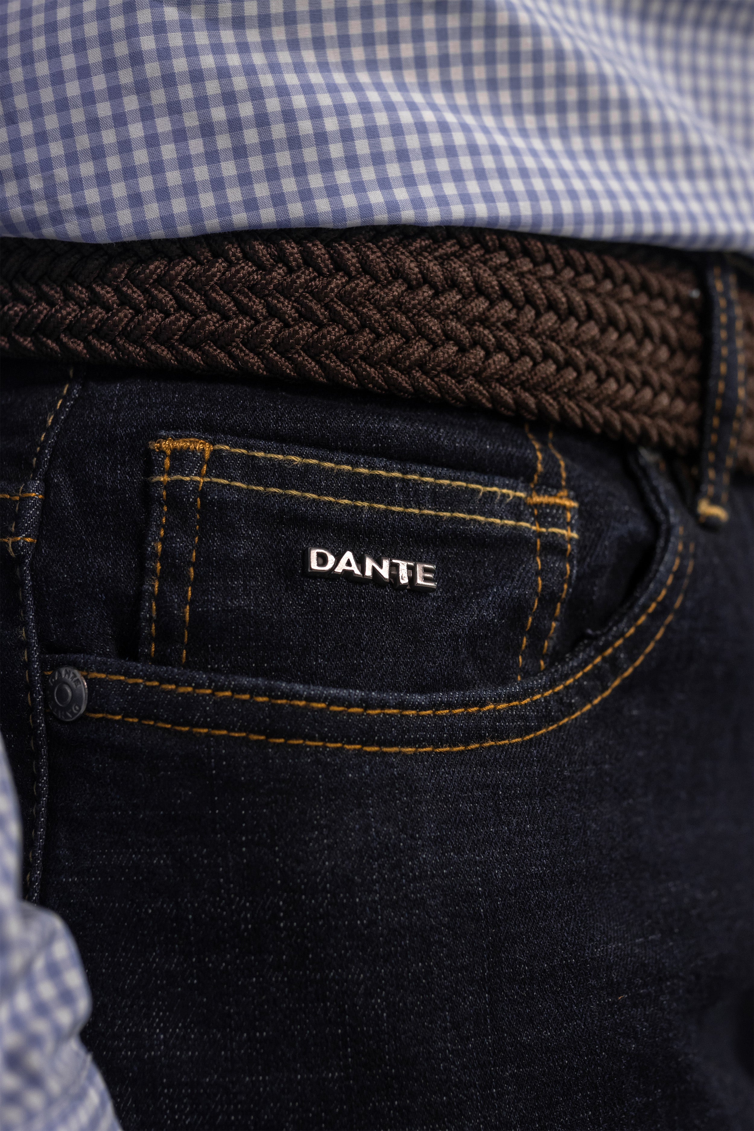 Jean elástico Osaka para hombre marca DANTE regular fit foto modelo