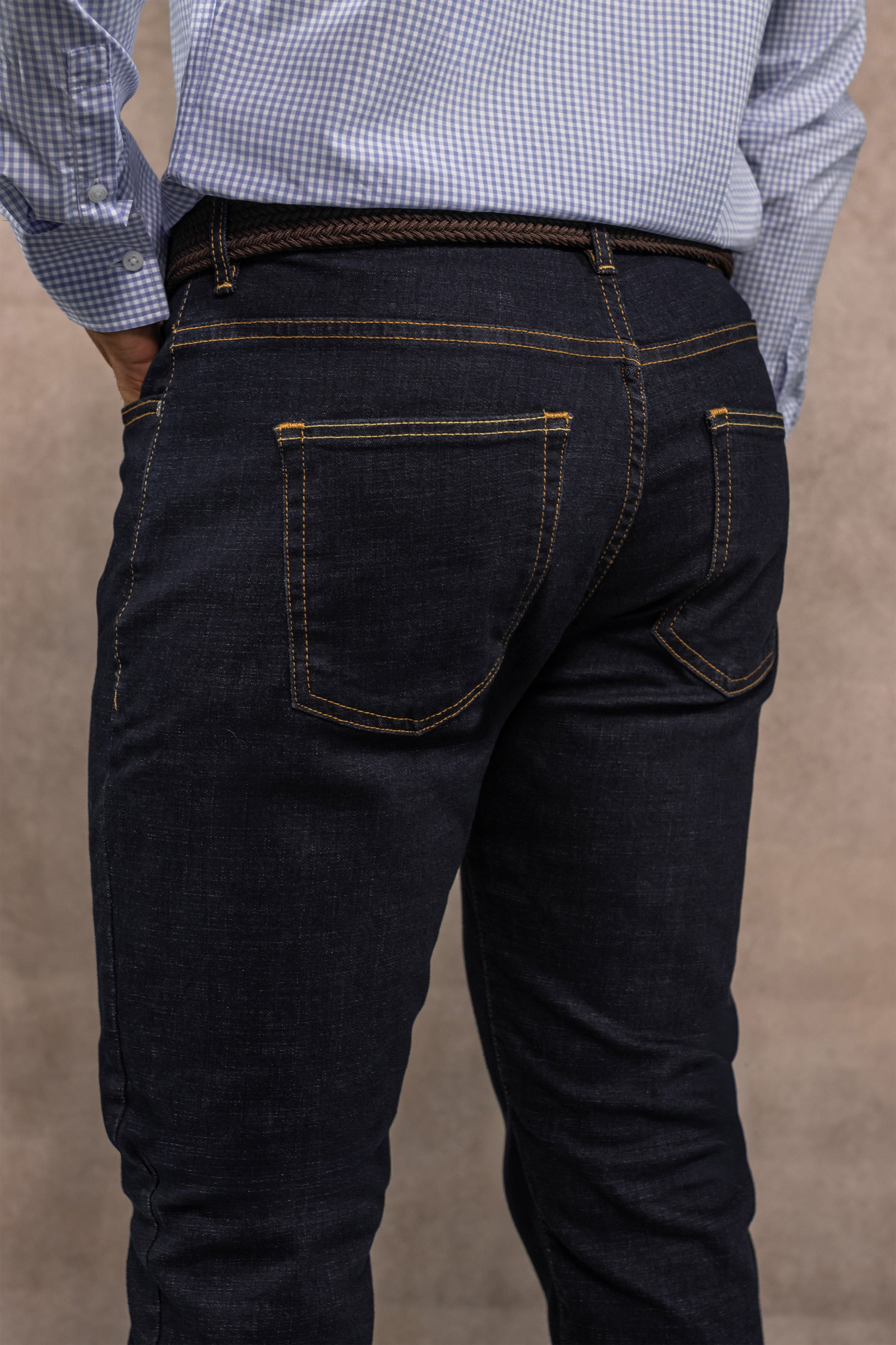 Jean elástico Osaka para hombre marca DANTE regular fit foto detalle logo