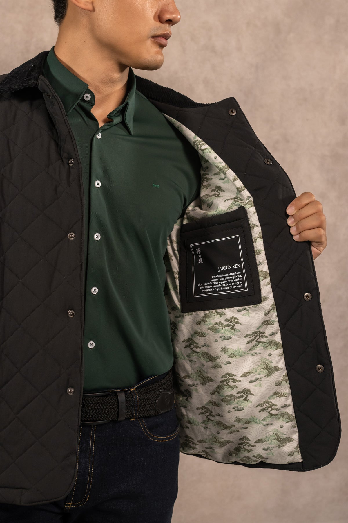 Chaqueta acolchada rombos negra para hombre marca DANTE regular fit foto frente