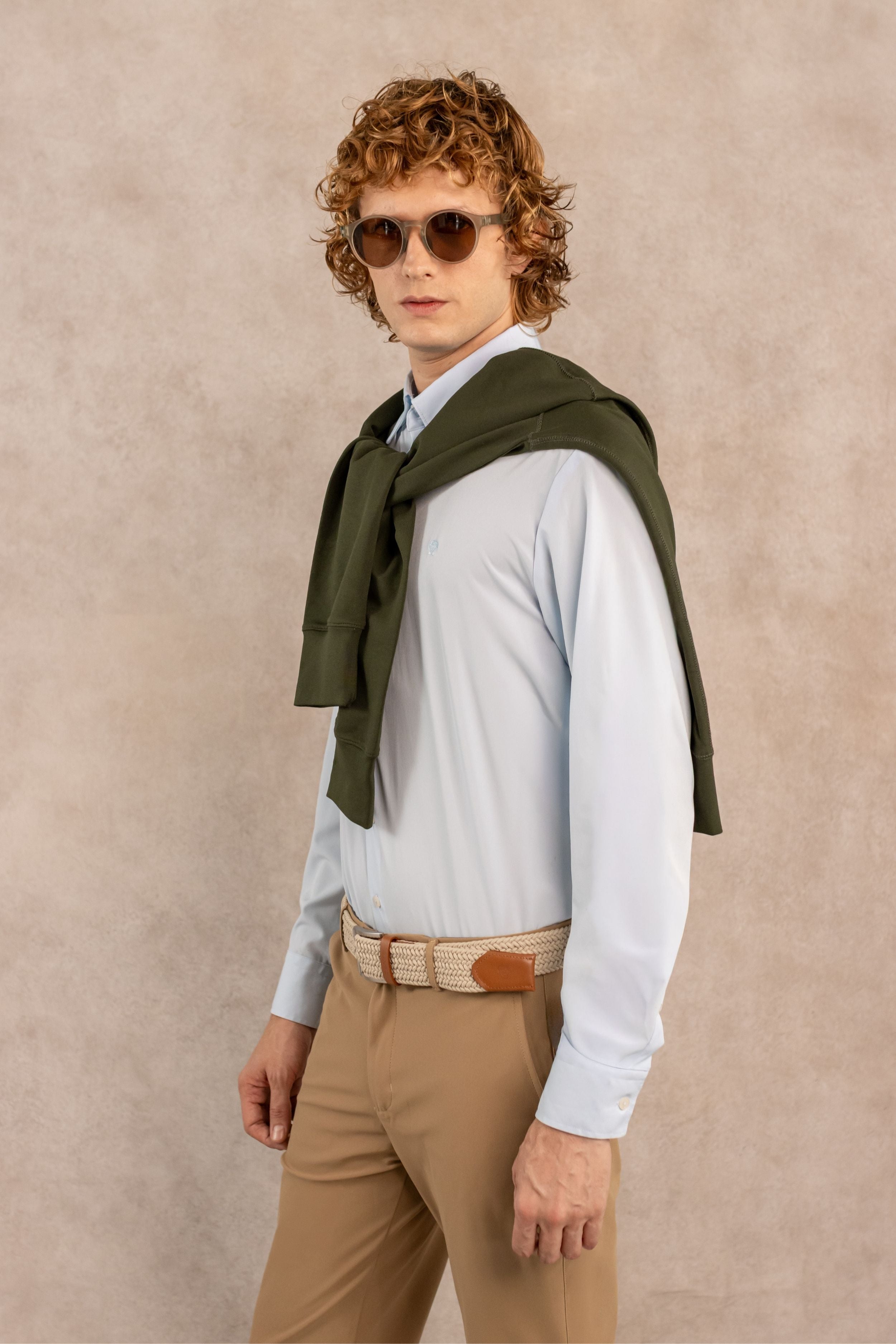 Camisa Performance Antiarrugas Azul Claro