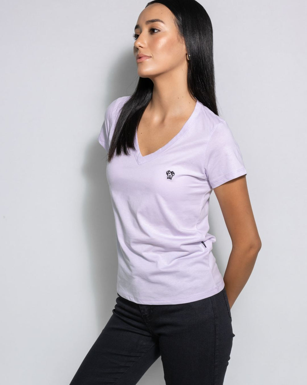 Camiseta Antimanchas Cuello V Lila DANTE camiseta-antimanchas-cuello-v-lila-dante
