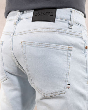 Jean elastico para hombre color azul ice desgastado marca DANTE regular fit foto cola