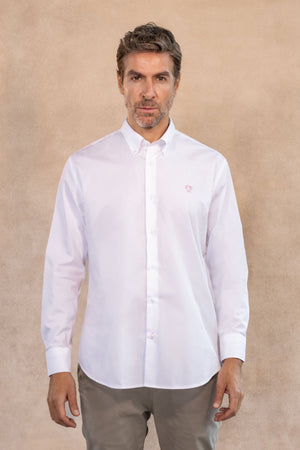 Camisa Antimanchas Popelina Blanca Logo Rosado - Talla Regular
